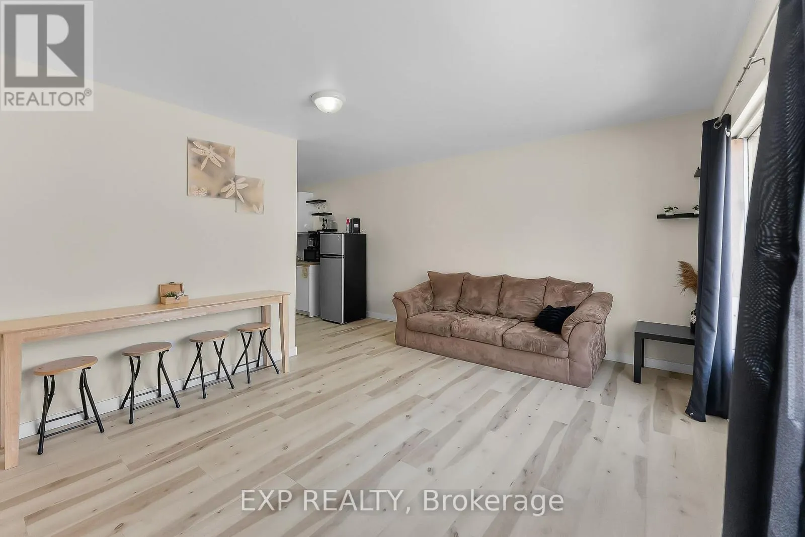 60 MARGERY ROAD