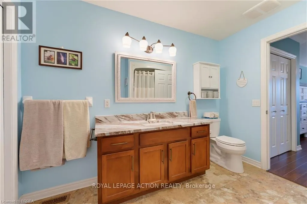 8 - 601 CONKLIN ROAD