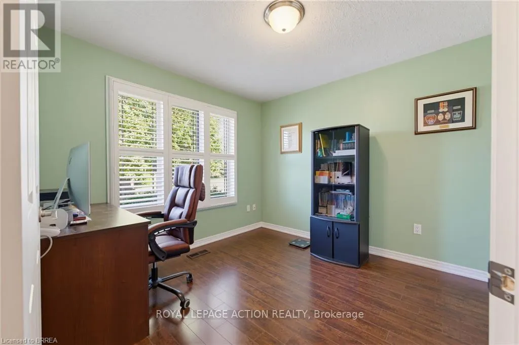8 - 601 CONKLIN ROAD