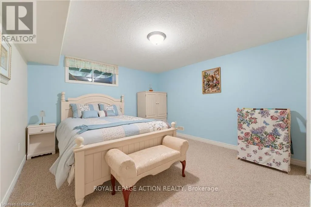 8 - 601 CONKLIN ROAD