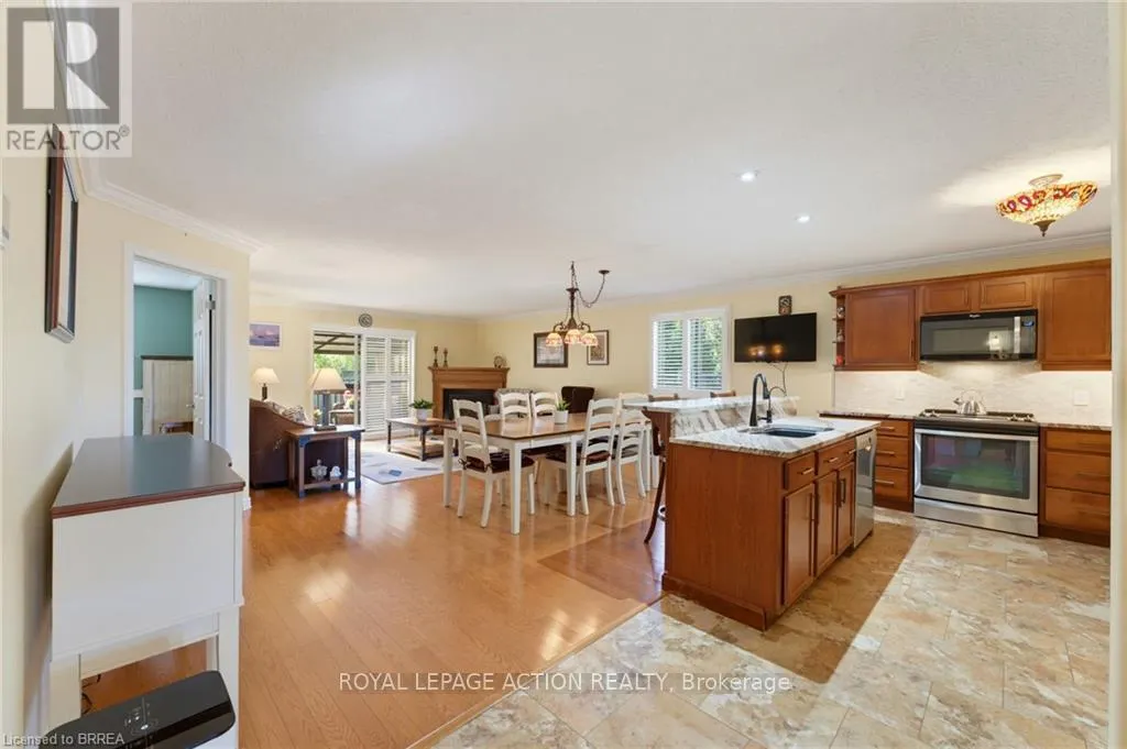 8 - 601 CONKLIN ROAD
