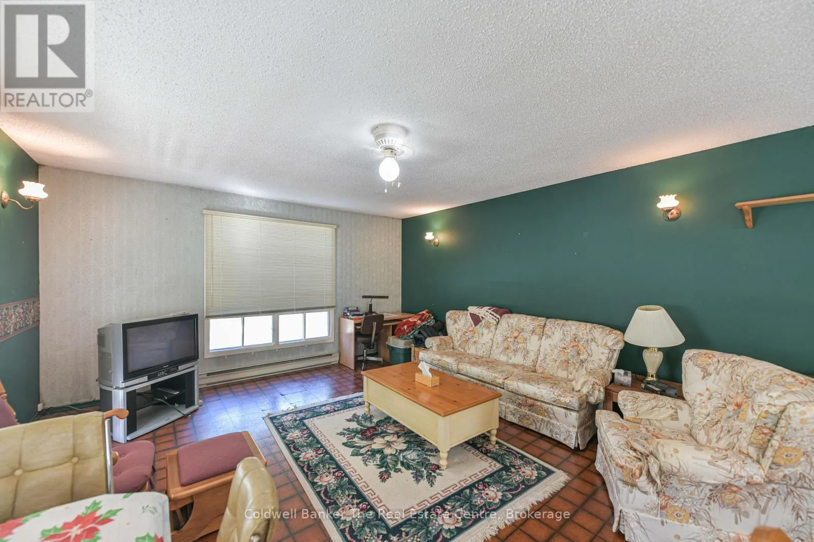 115 JONES ROAD
