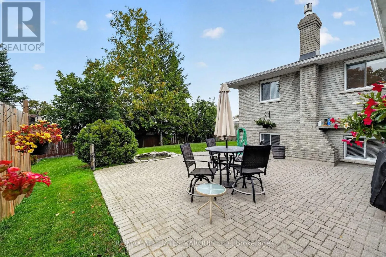 828 CHELSEA CRESCENT