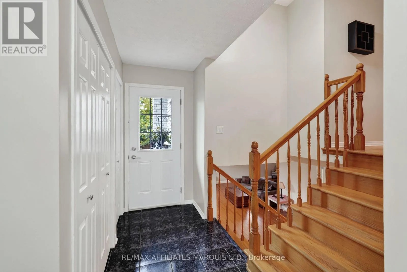 828 CHELSEA CRESCENT