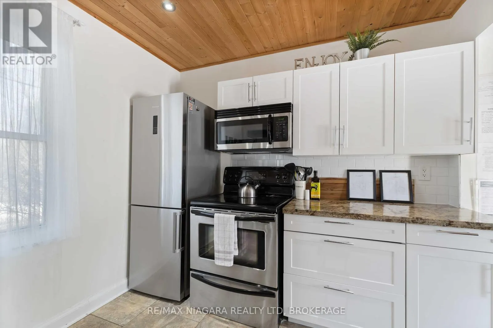 1459 NIAGARA STONE ROAD