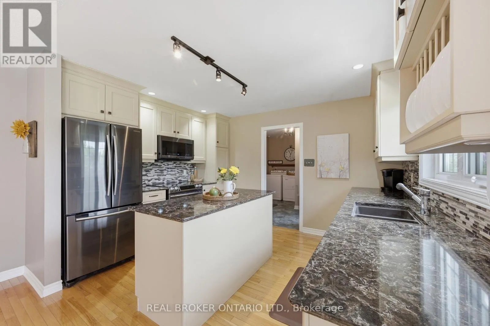 10532 MAIN STREET