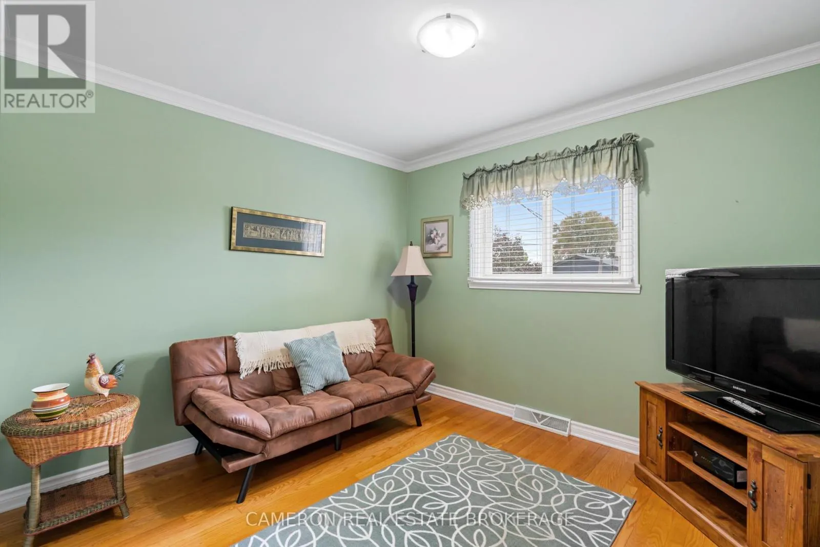 421 BEACH AVENUE