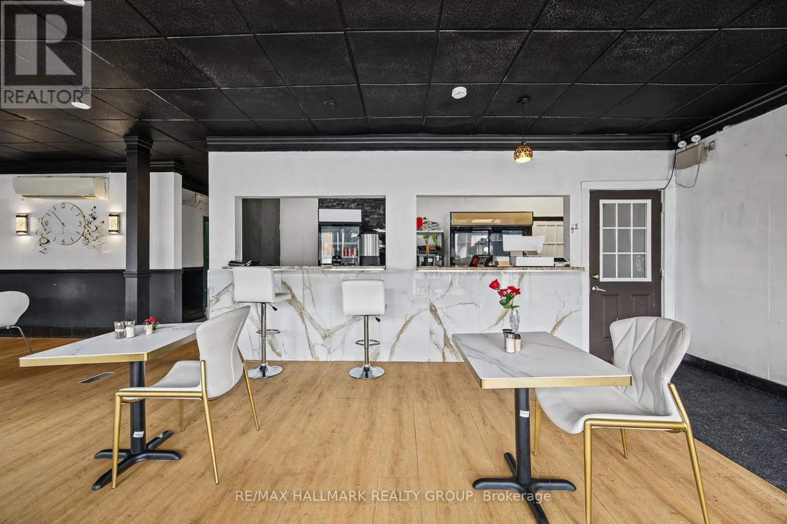 2564 ST. JOSEPH BOULEVARD