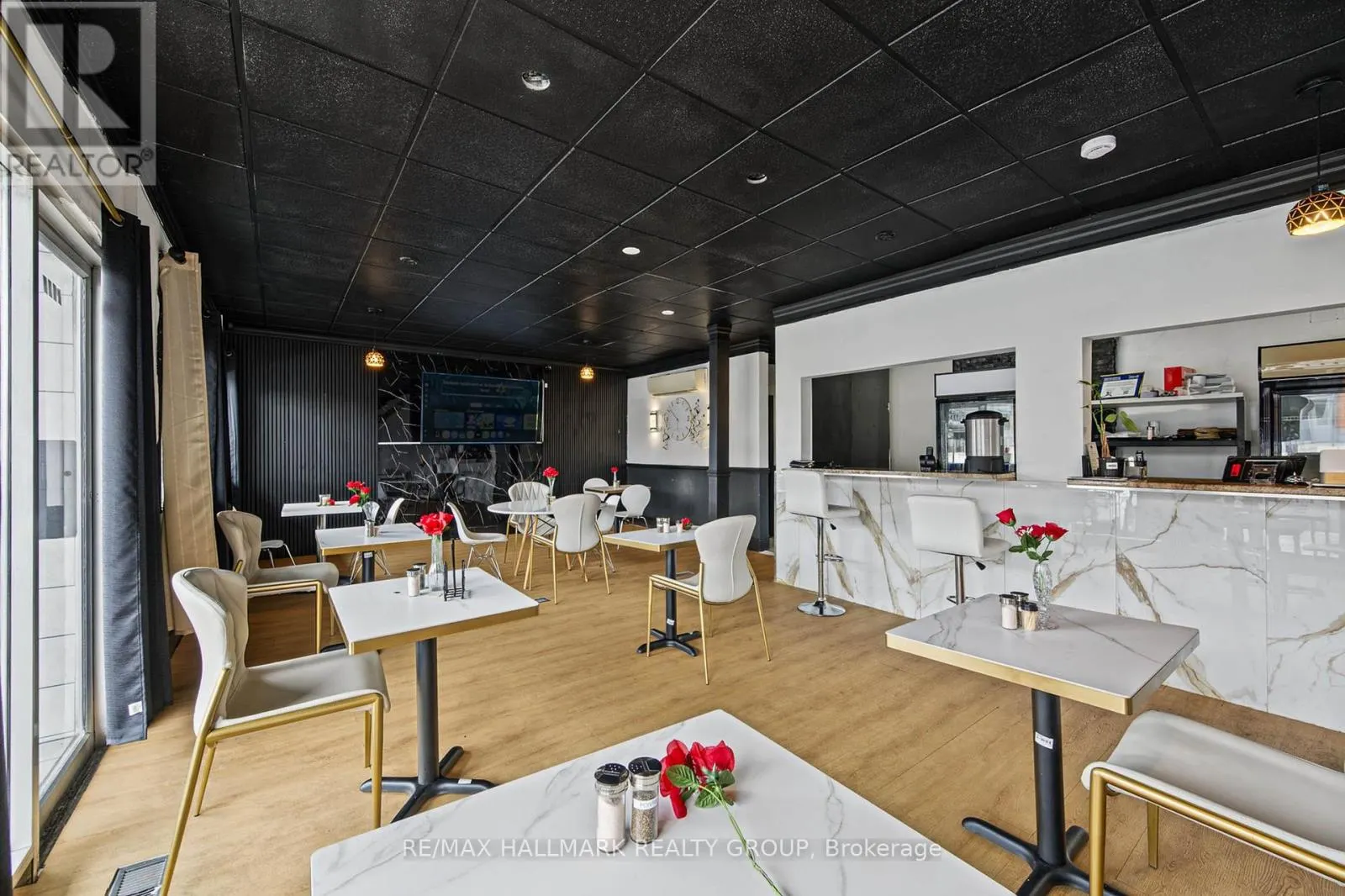 2564 ST. JOSEPH BOULEVARD