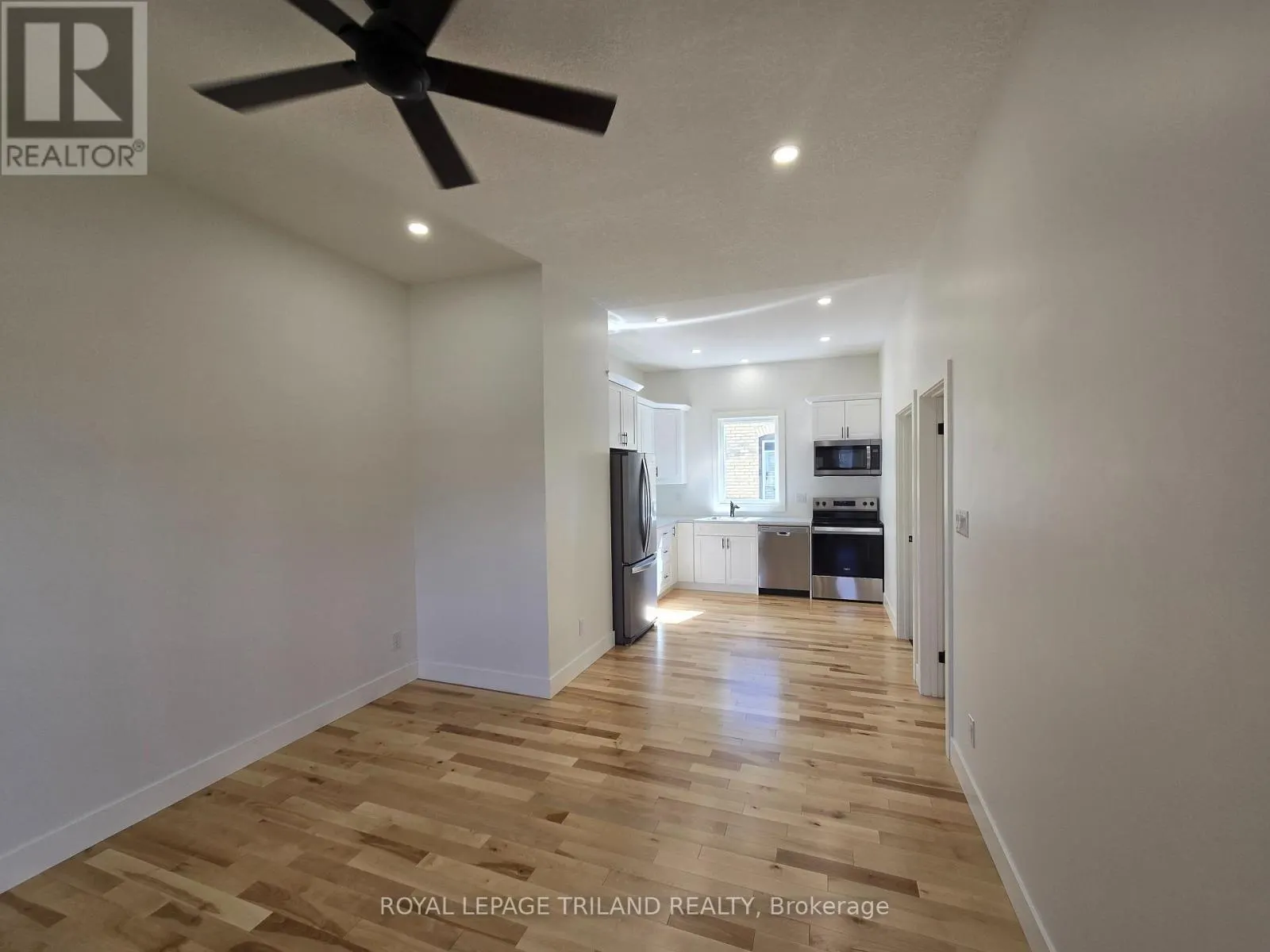 1 - 245 ROSS STREET #1