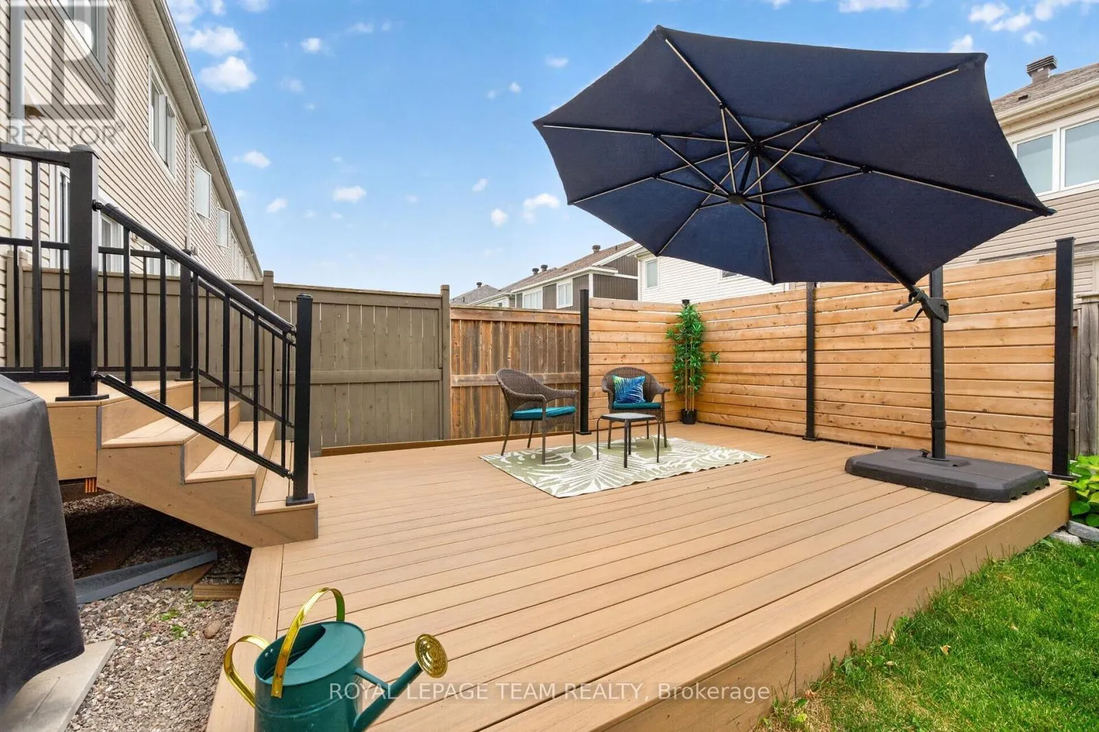 517 FOXLIGHT CIRCLE