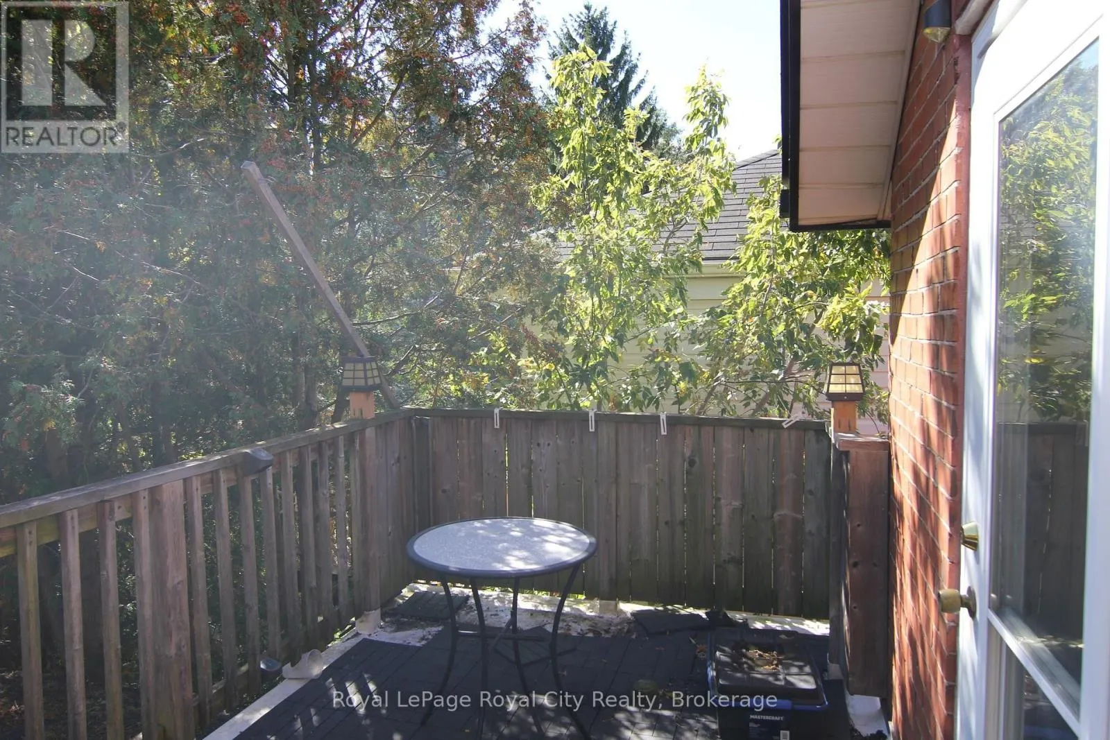 98 WATERLOO AVENUE