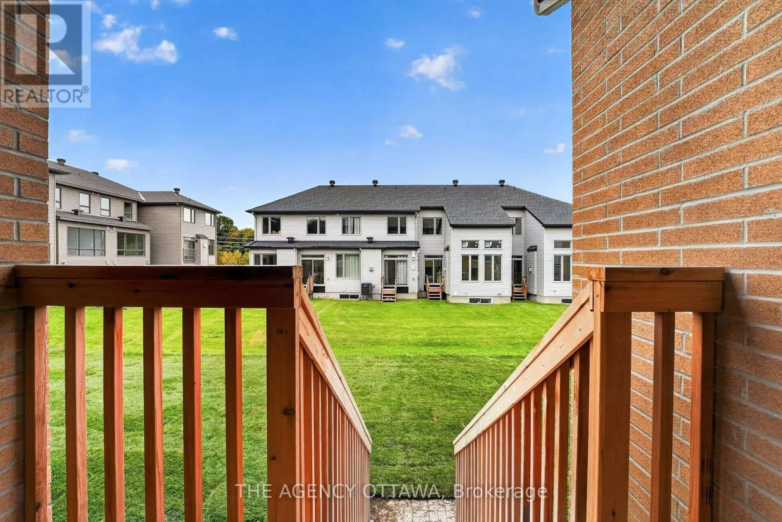 386 WALDEN DRIVE