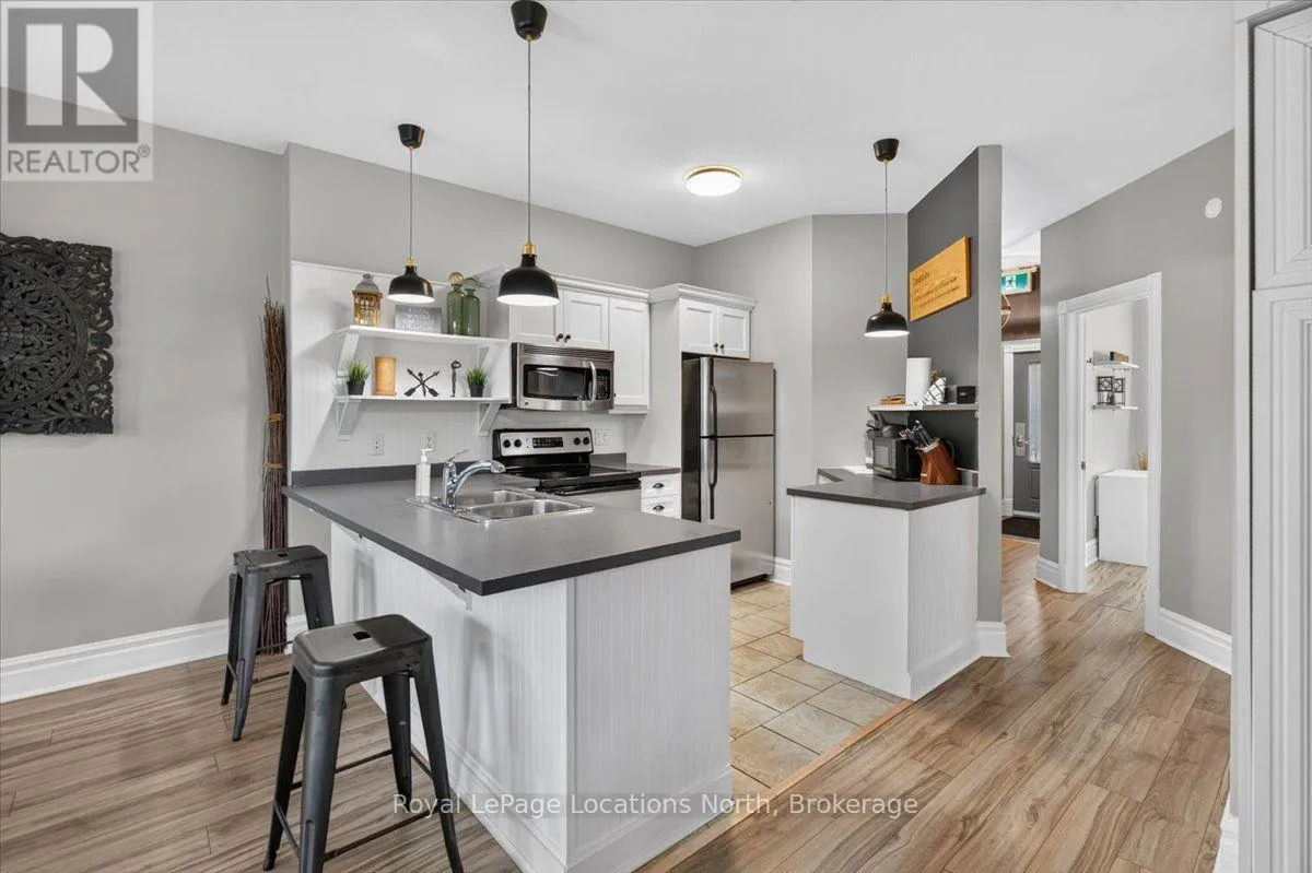 128 - 171 SNOWBRIDGE WAY #128