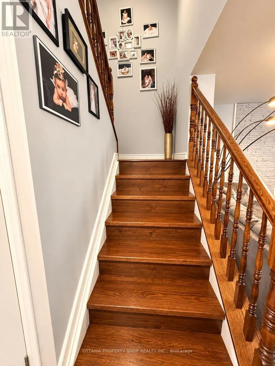 2482 ESPRIT DRIVE