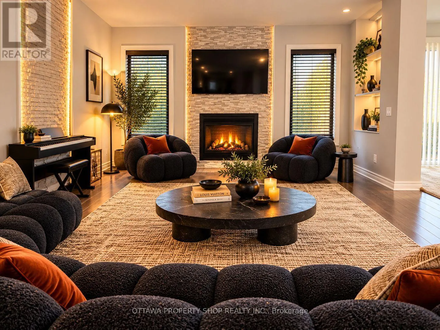 2482 ESPRIT DRIVE