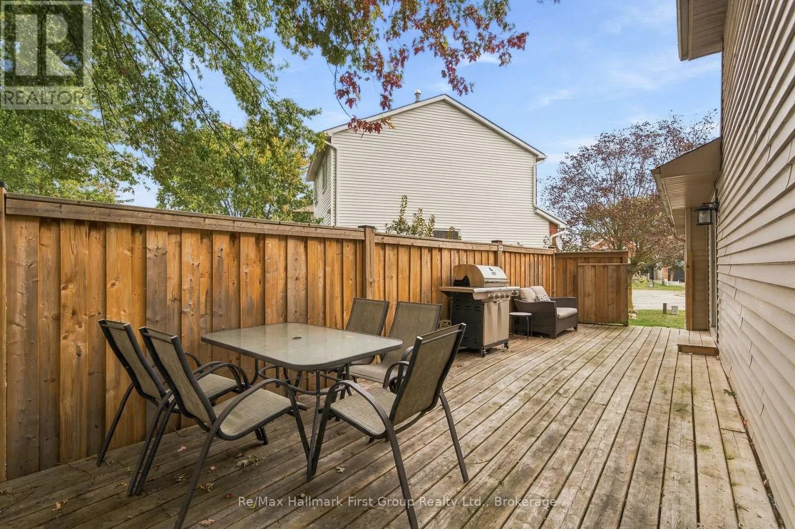 919 HEENAN COURT