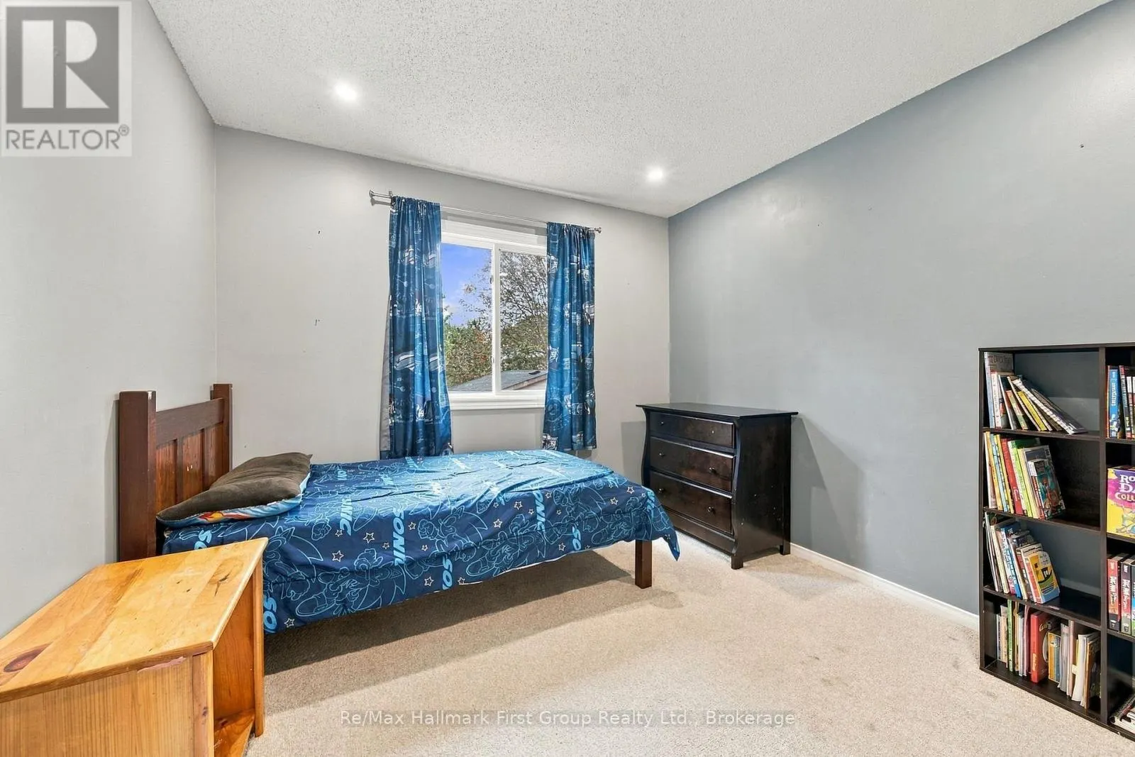919 HEENAN COURT