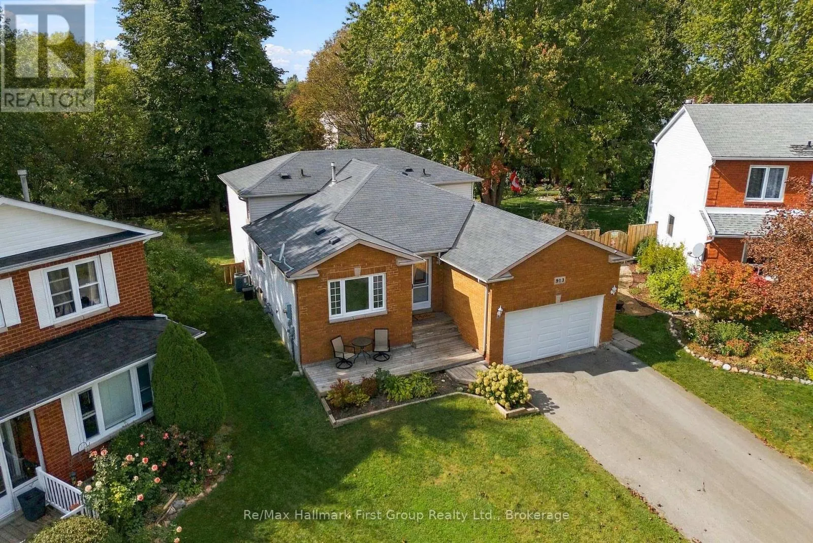 919 HEENAN COURT