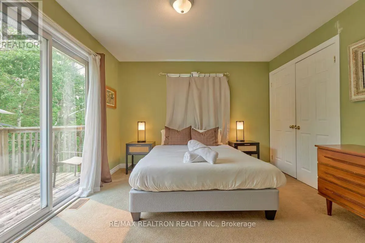 63 HEALEY LAKE ROAD