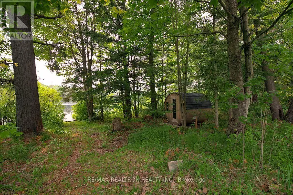 63 HEALEY LAKE ROAD