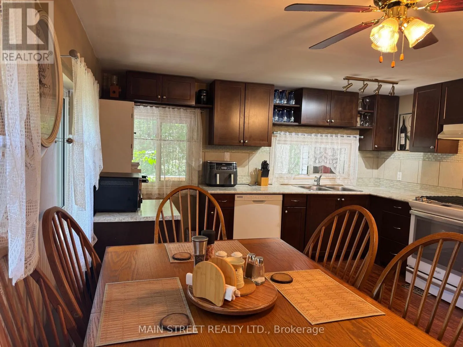 21 - 1007 RACOON ROAD