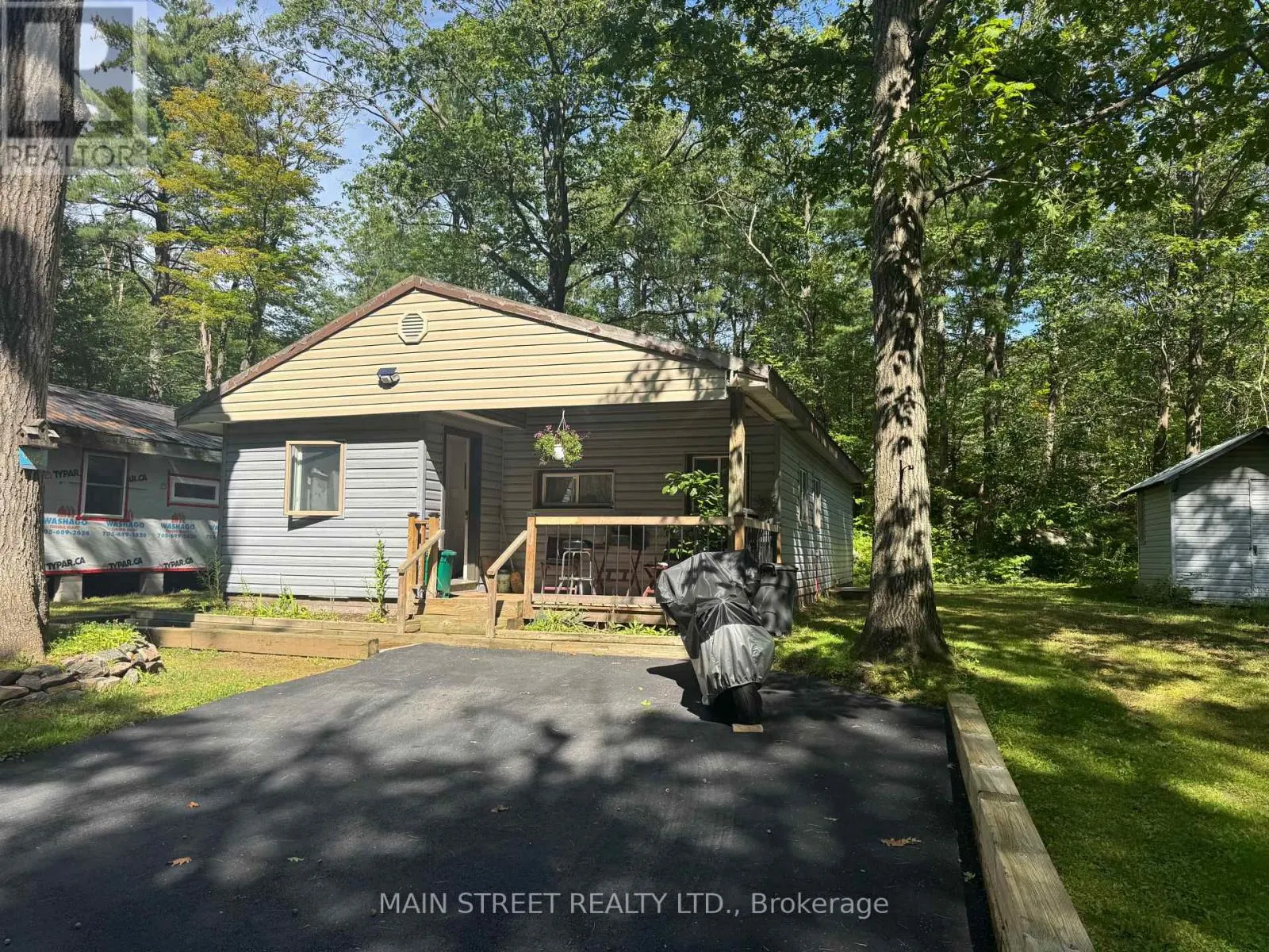 21 - 1007 RACOON ROAD
