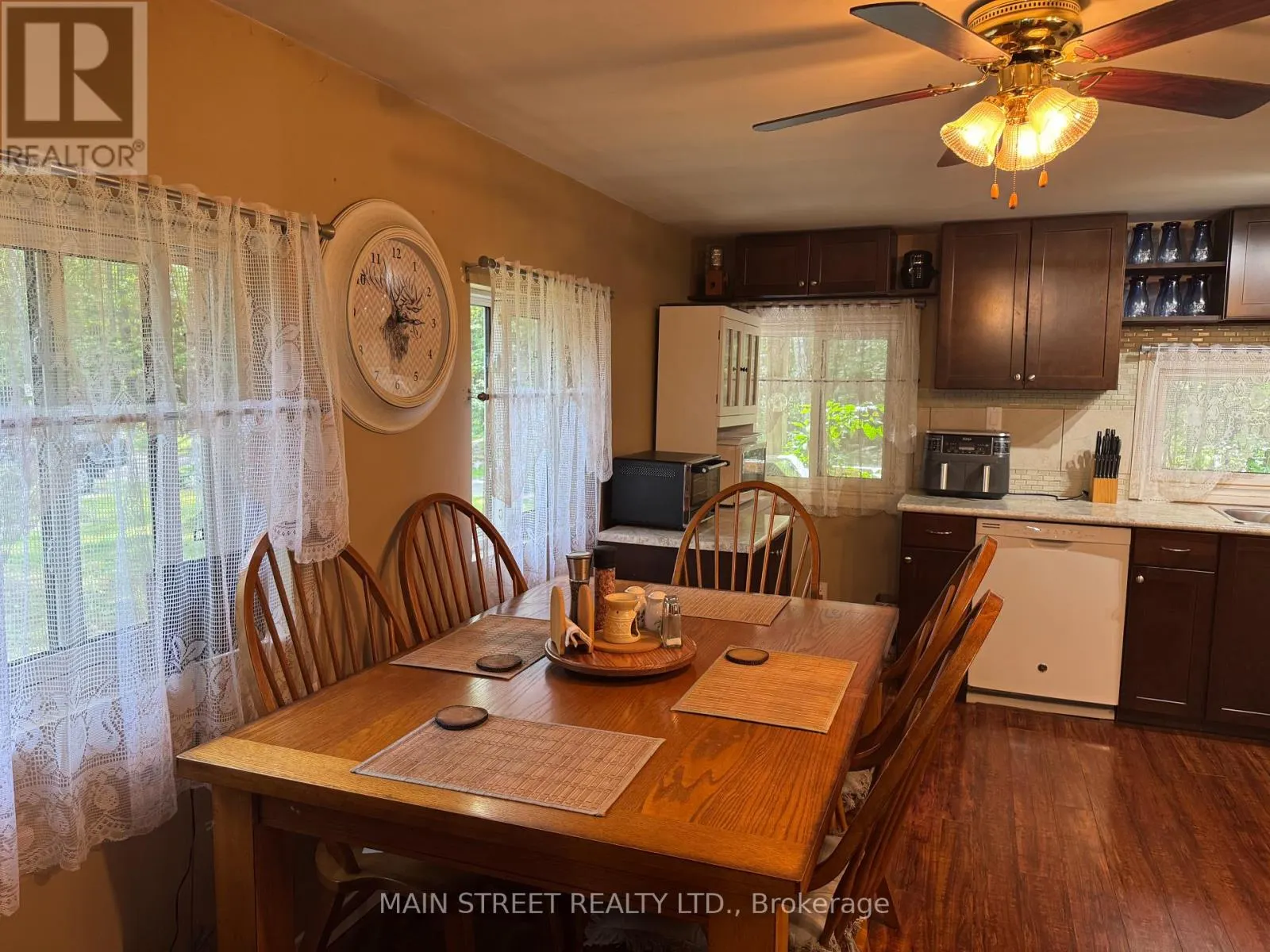 21 - 1007 RACOON ROAD