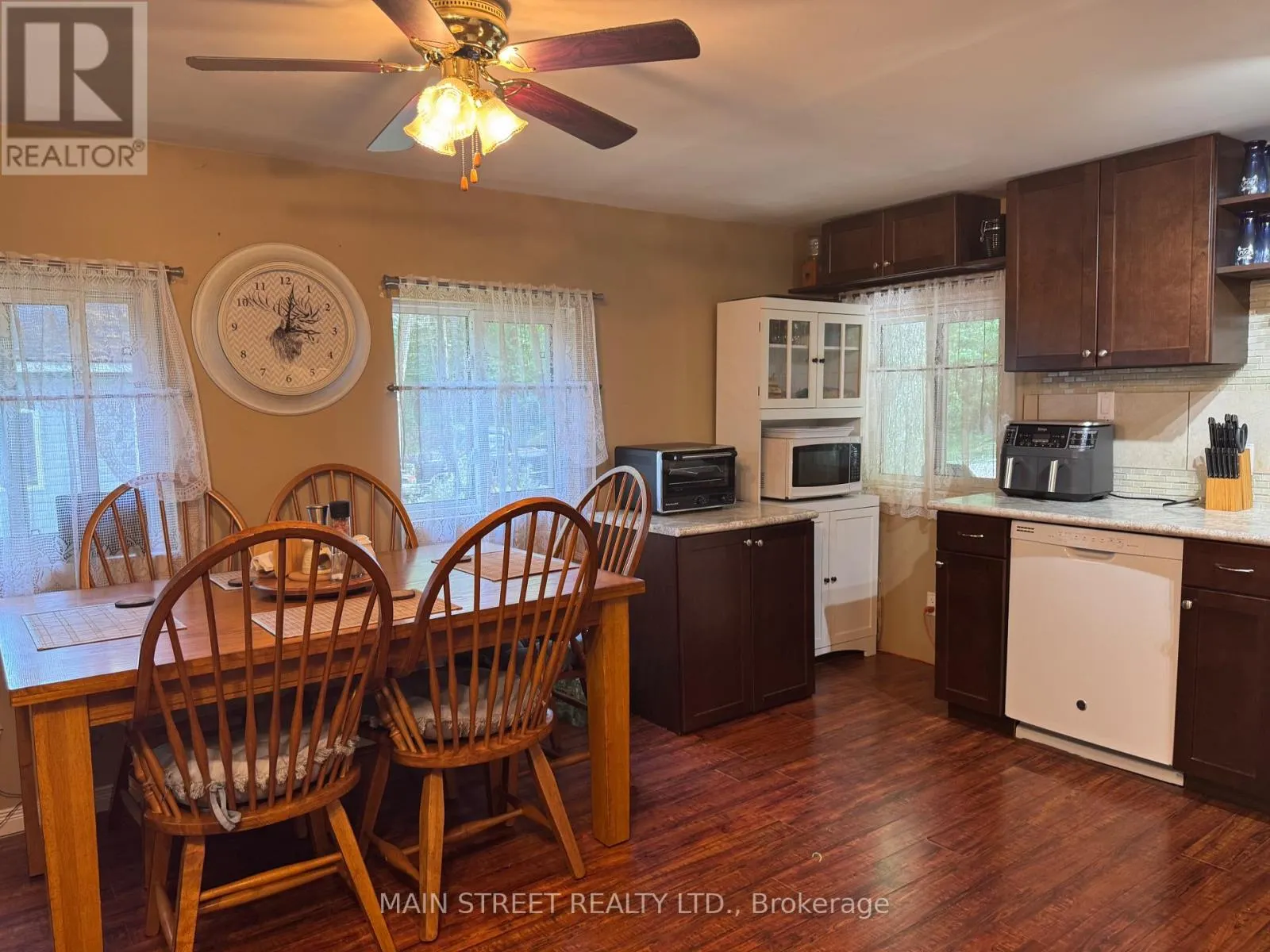 21 - 1007 RACOON ROAD