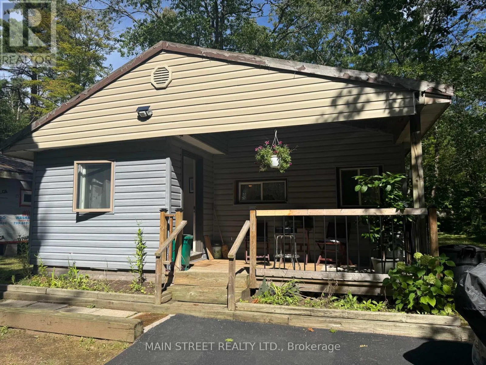 21 - 1007 RACOON ROAD