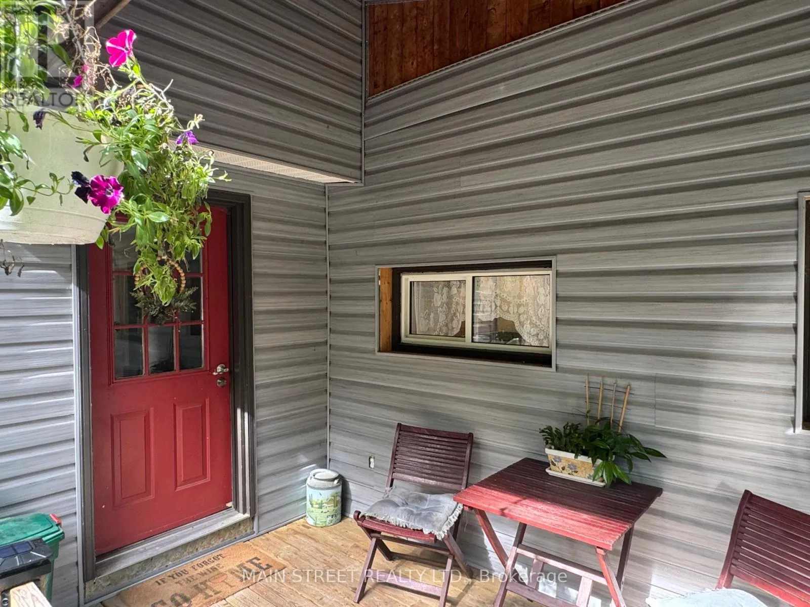 21 - 1007 RACOON ROAD