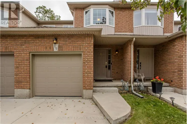 17 - 348 HIGHLAND ROAD