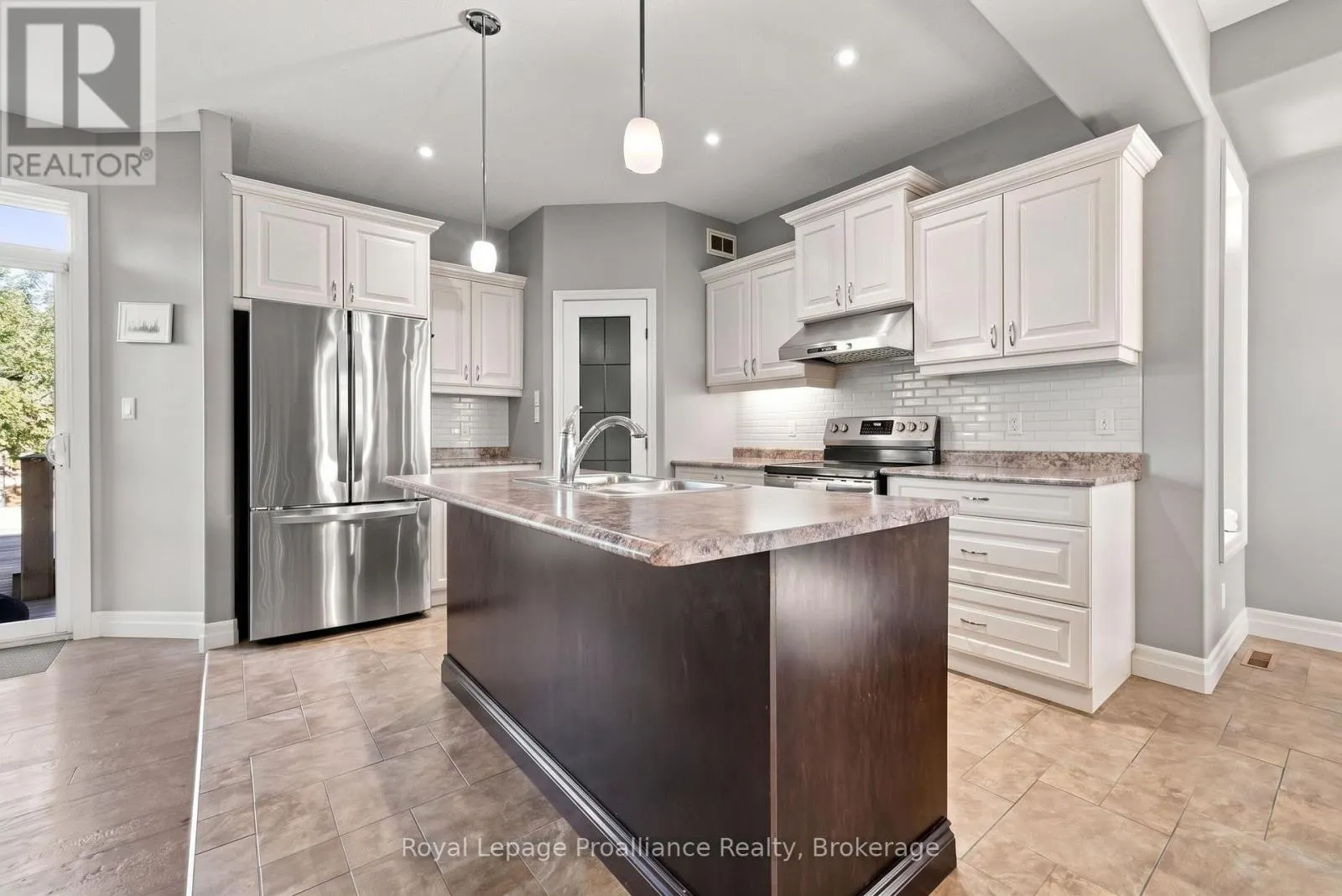 56 CAVENDISH DRIVE