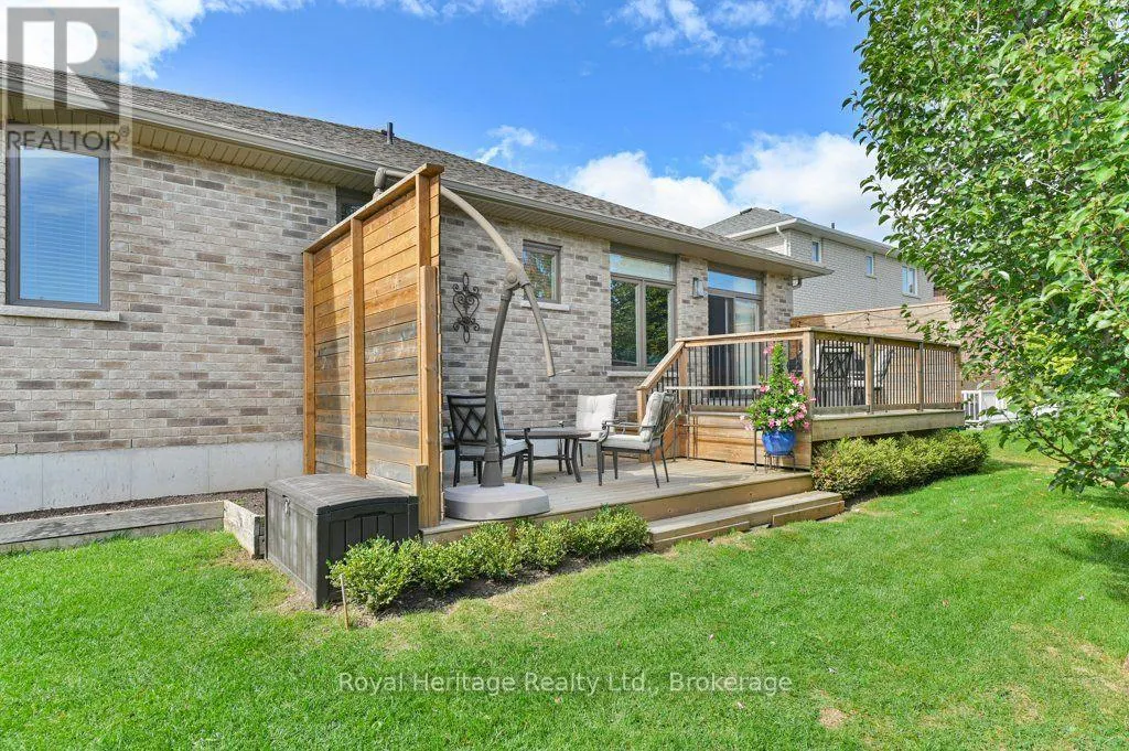 54 HUMMINGBIRD DRIVE