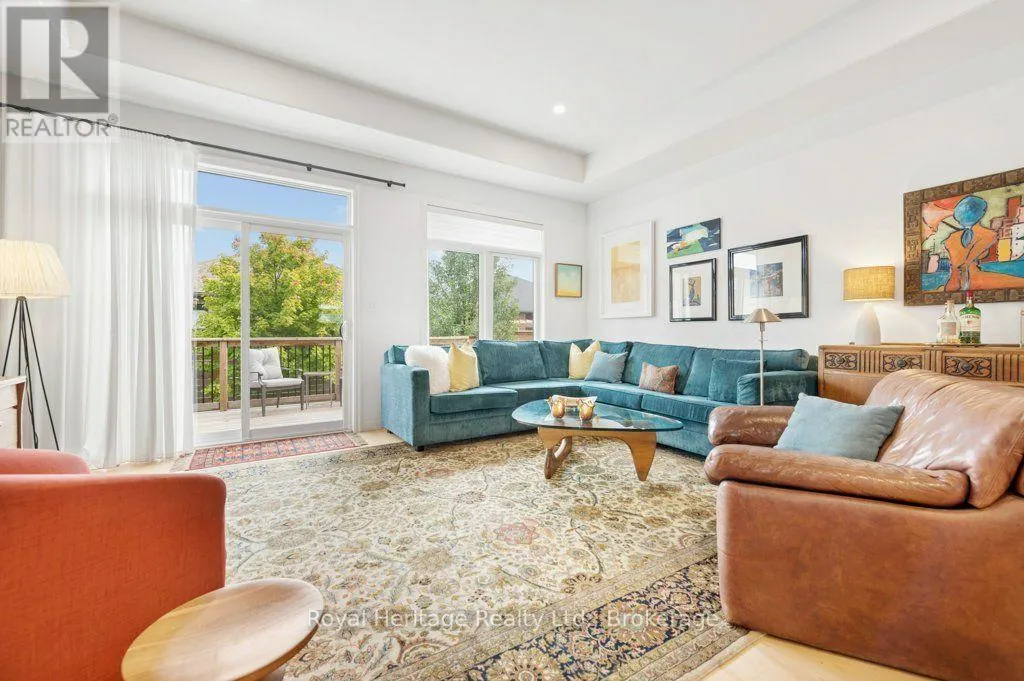 54 HUMMINGBIRD DRIVE