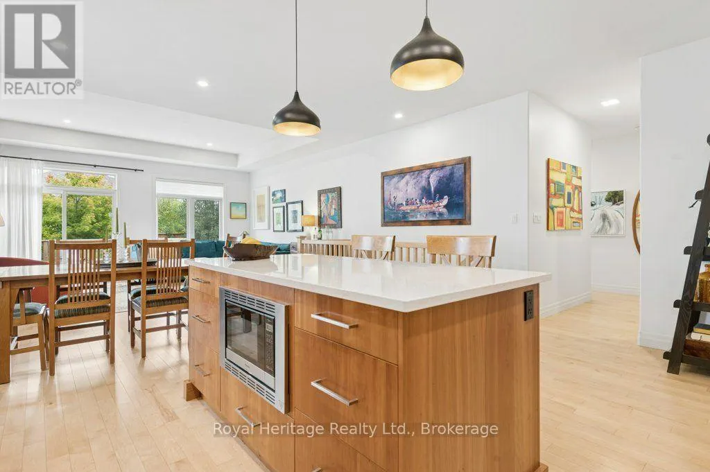 54 HUMMINGBIRD DRIVE