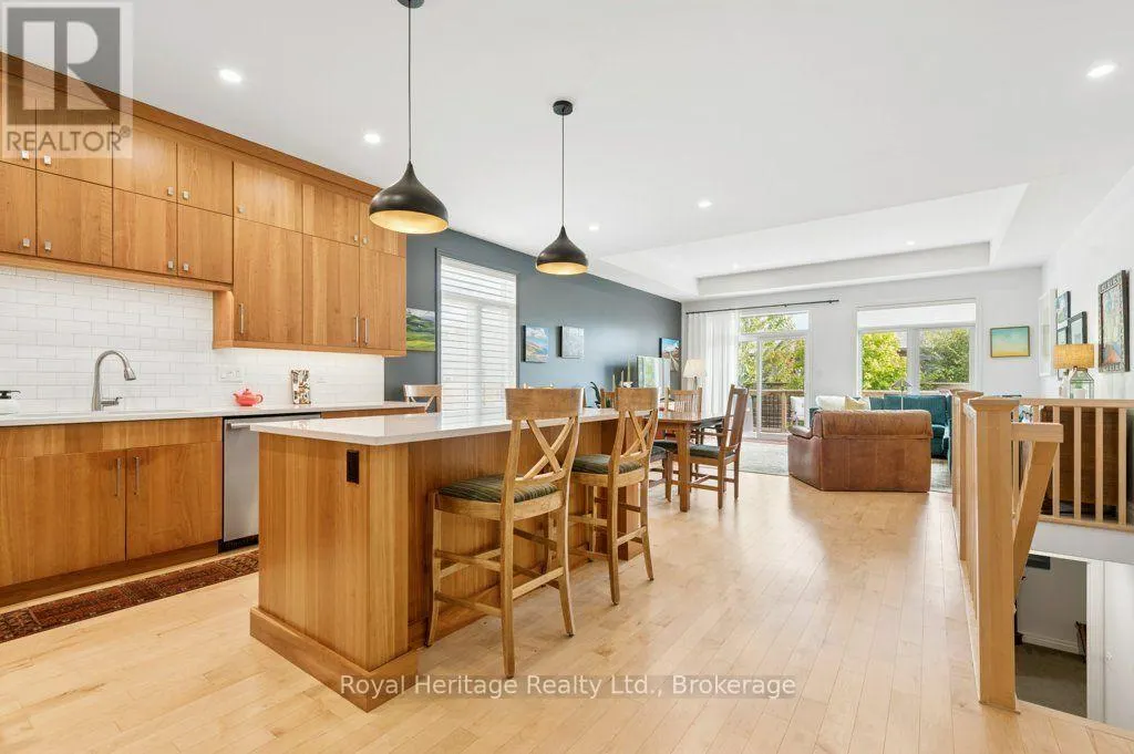 54 HUMMINGBIRD DRIVE