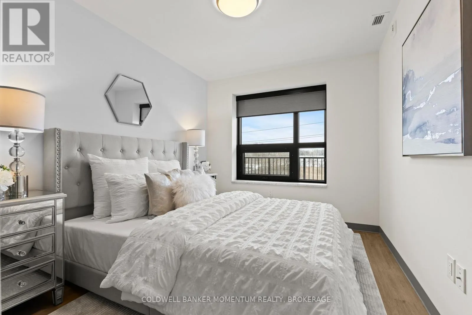 505 - 5 BAKER STREET #505