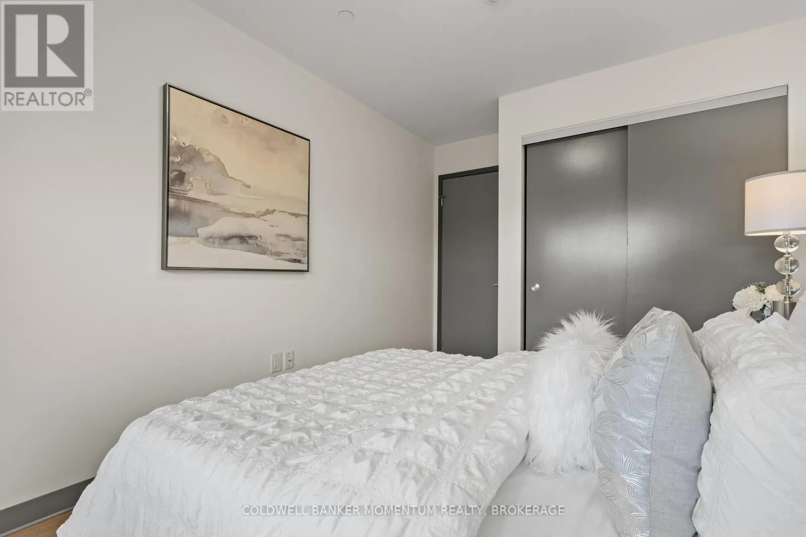 505 - 5 BAKER STREET #505