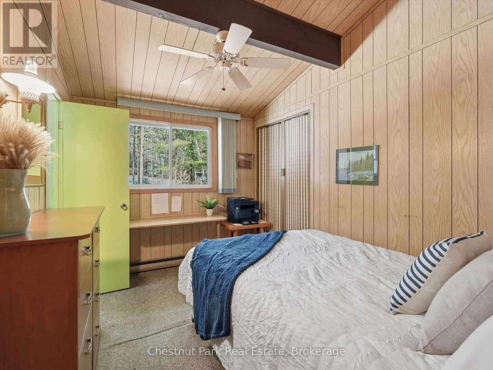 1087 GLENMOUNT ROAD