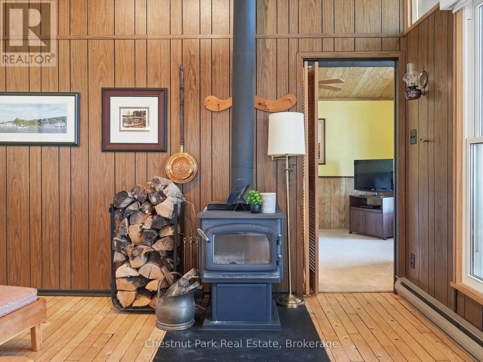 1087 GLENMOUNT ROAD