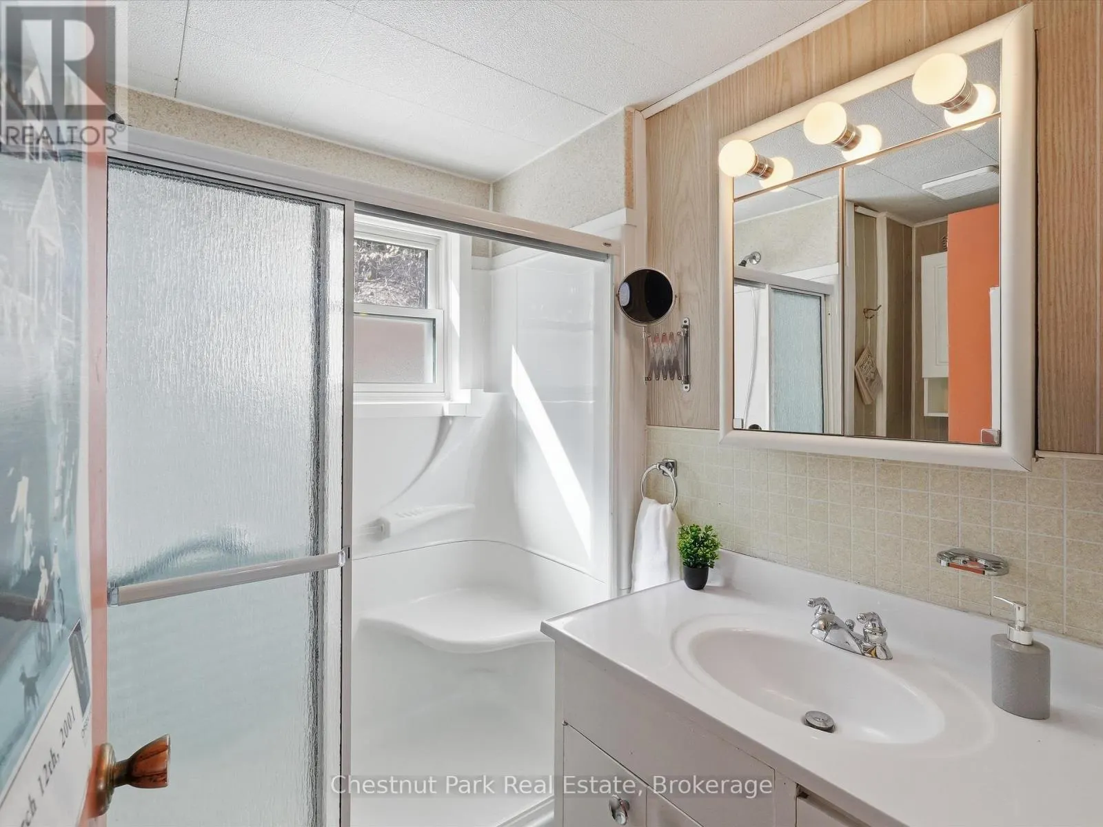 1087 GLENMOUNT ROAD