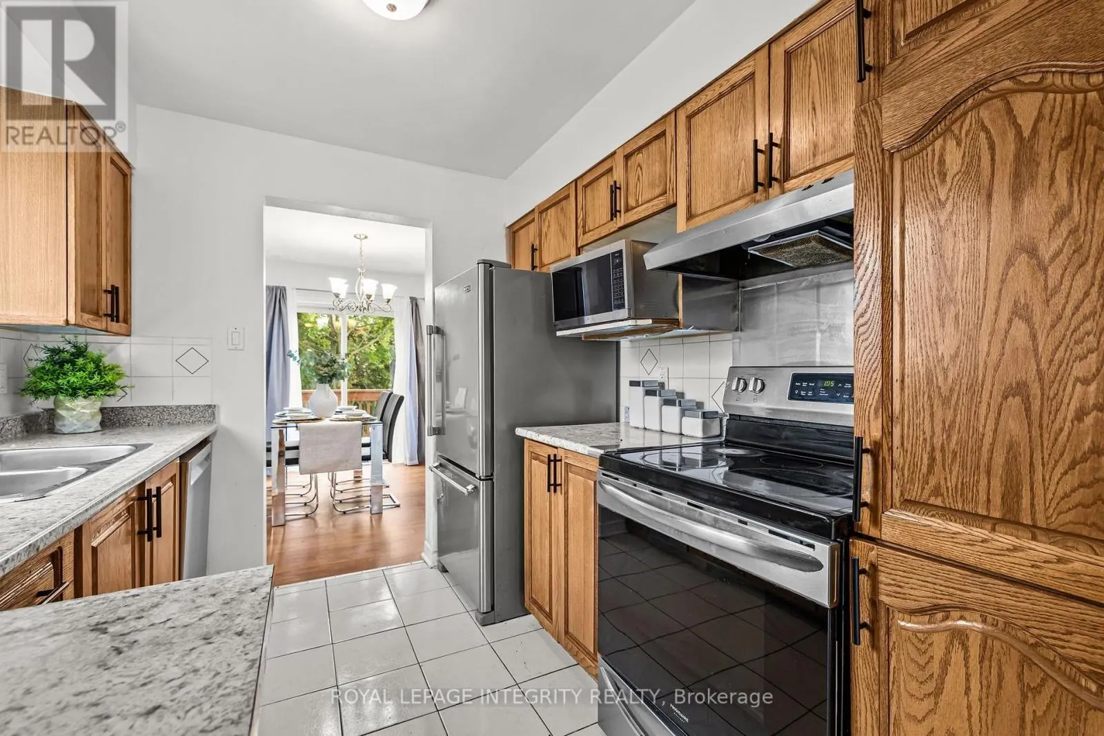 26 ASTORIA CRESCENT