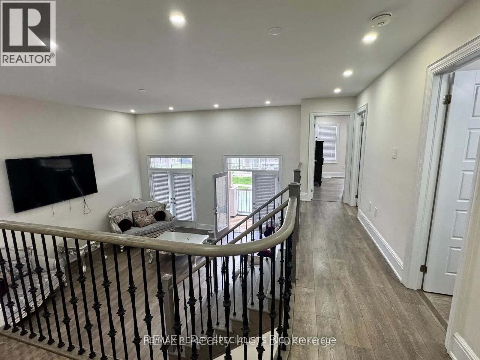 8619 CHICKORY TRAIL