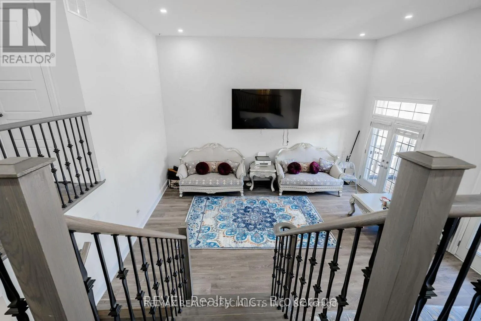 8619 CHICKORY TRAIL