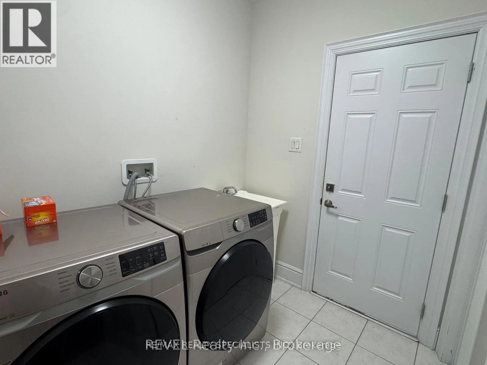 8619 CHICKORY TRAIL