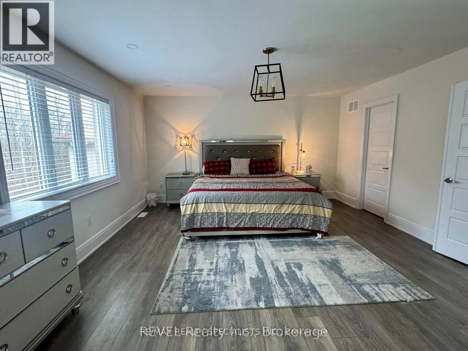 8619 CHICKORY TRAIL
