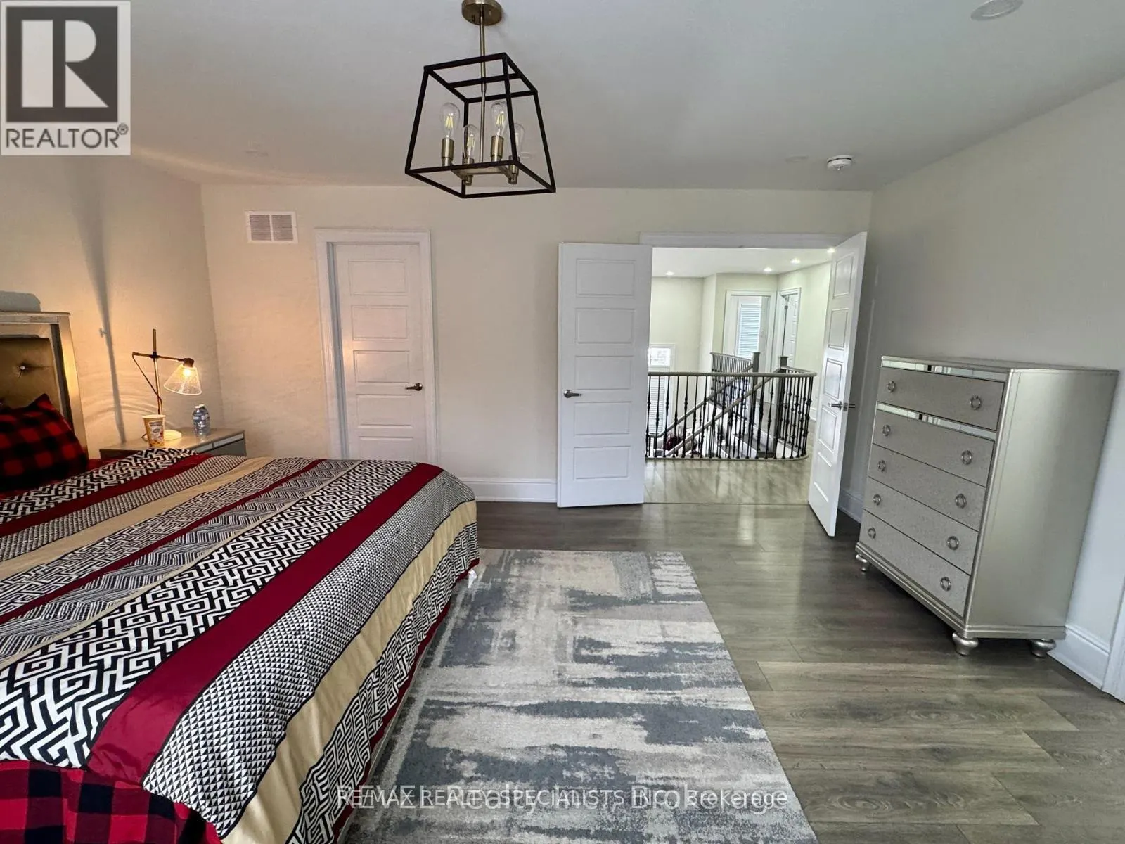 8619 CHICKORY TRAIL