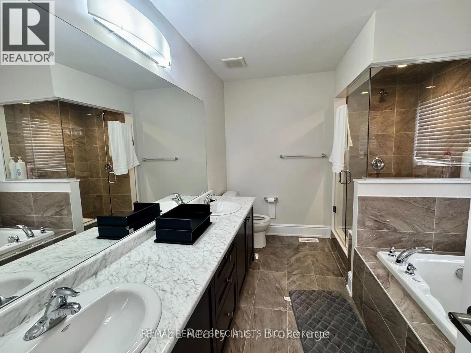 8619 CHICKORY TRAIL