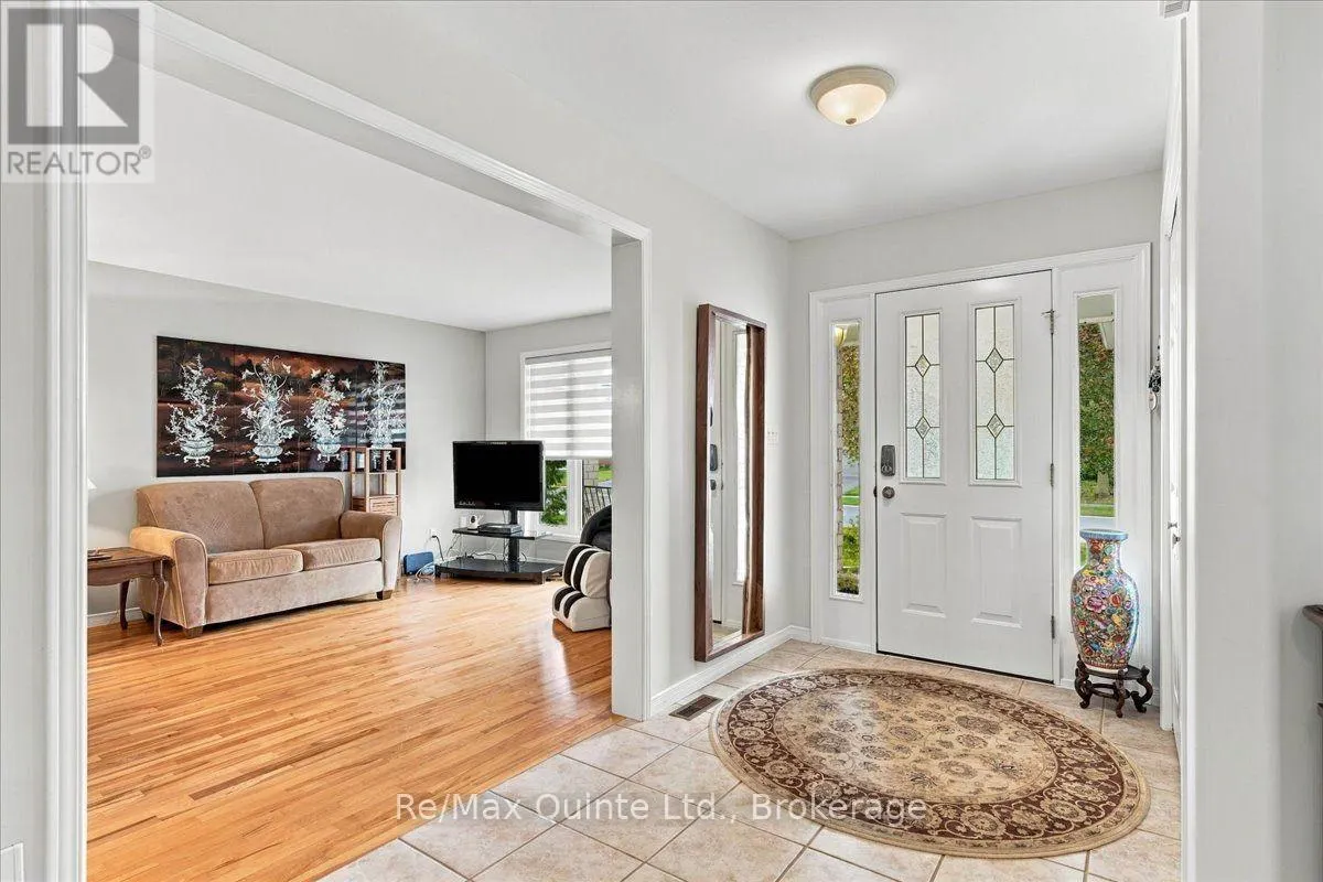 11 HURON LANE